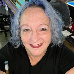 Meet your Posher, Posh